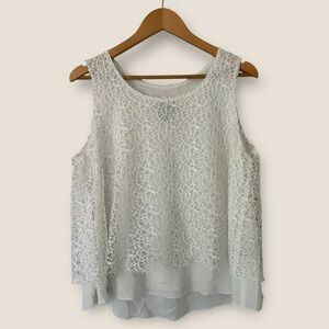 Cartise White Sleeveless Lace Top